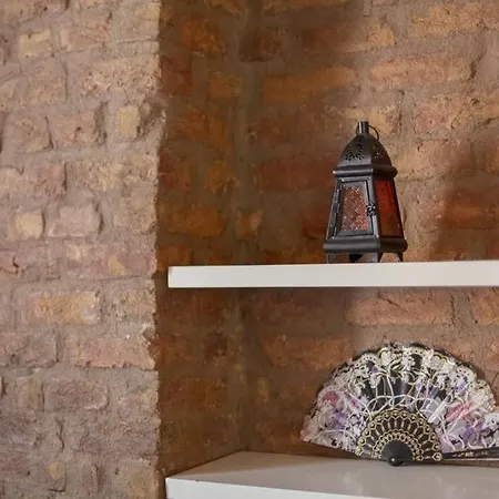 Central Stone House 1 Minute To Taksim Square In Cihangir * اسطنبول